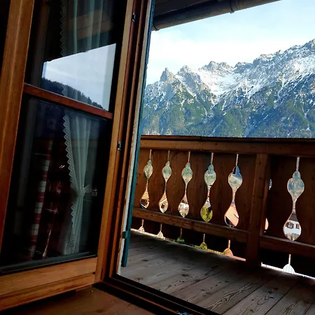 Haus Sonnenruh Apartment Mittenwald Exterior photo